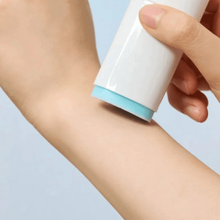 Cargar imagen en el visor de la galería, Madagascar Centella Hyalu-Cica Silky Fit Sun Stick SPF50+ SPF++++ 20gr.