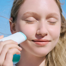 Cargar imagen en el visor de la galería, Madagascar Centella Hyalu-Cica Silky Fit Sun Stick SPF50+ SPF++++ 20gr.