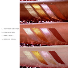 Cargar imagen en el visor de la galería, Paleta de sombras Sublime Blooms Eye Shadow Quad
