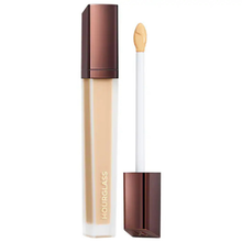 Cargar imagen en el visor de la galería, Hourglass Vanish™ Airbrush Concealer *PRE-Order*