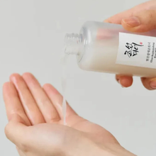 Cargar imagen en el visor de la galería, Glow Replenishing Rice Milk | Toner de arroz para piel