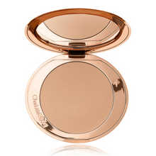 Cargar imagen en el visor de la galería, Charlotte Tilbury Airbrush Bronzer