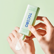 Cargar imagen en el visor de la galería, TOCOBO Cica Calming Sun Serum 50ml. SPF50+ PA++++ | Protector Solar Antiacné y Piel Sensible