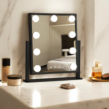 Cargar imagen en el visor de la galería, Espejo para maquillaje con Luz Led