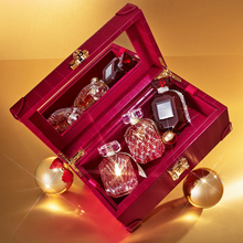 Cargar imagen en el visor de la galería, Set de regalo exclusivo de 3 piezas Bombshell + Joyero VS *PRE-Order*