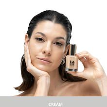 Cargar imagen en el visor de la galería, Suero con color 1st Scene Serum Tinted