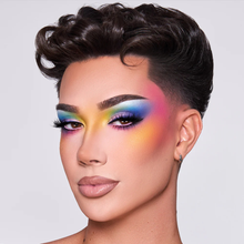 Cargar imagen en el visor de la galería, Painted Artistry Canvas Palette - Face &amp; Eye Palette
