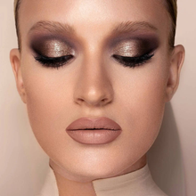 Cargar imagen en el visor de la galería, Natasha Denona I need a nude eyeshadow palette
