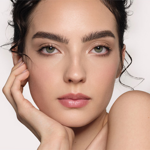 Impeccable 24HR Blurring Matte Setting Spray