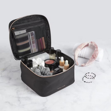 Cargar imagen en el visor de la galería, Basics Black Train Case *PRE-Order*
