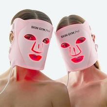 Cargar imagen en el visor de la galería, Pro LED Light Therapy Mask (Máscara de terapia de luz pro)
