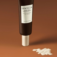 Cargar imagen en el visor de la galería, Protector solar FPS 50+ Probio-Cica Glow Sun Ampoule  Skin 1004 50 ml
