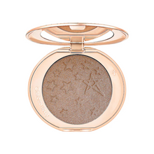 Cargar imagen en el visor de la galería, Charlotte Tilbury Hollywood Glow Glide Face Architect Highlighter (Iluminador)
