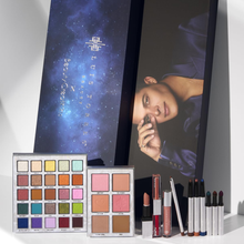 Cargar imagen en el visor de la galería, Luis Torres X Beauty Creations - Colección Vol. 2 - Bundle
