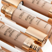 Cargar imagen en el visor de la galería, Flawless Stay Concealer - Corrector Líquido
